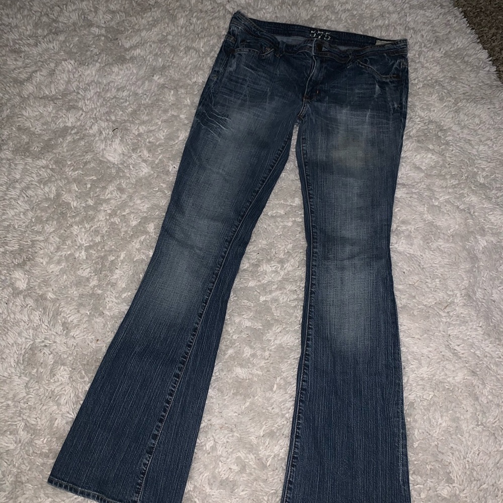 Super awesome distressed denim jeans lowrise